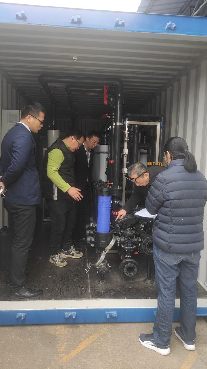 containerized-UFsystem1 containerized-UFsystem1